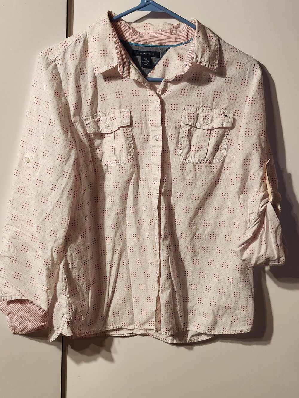 Tommy Hilfiger White Shirt w Pink Shades Dot Pattern and Teal Trim 100% Cotton